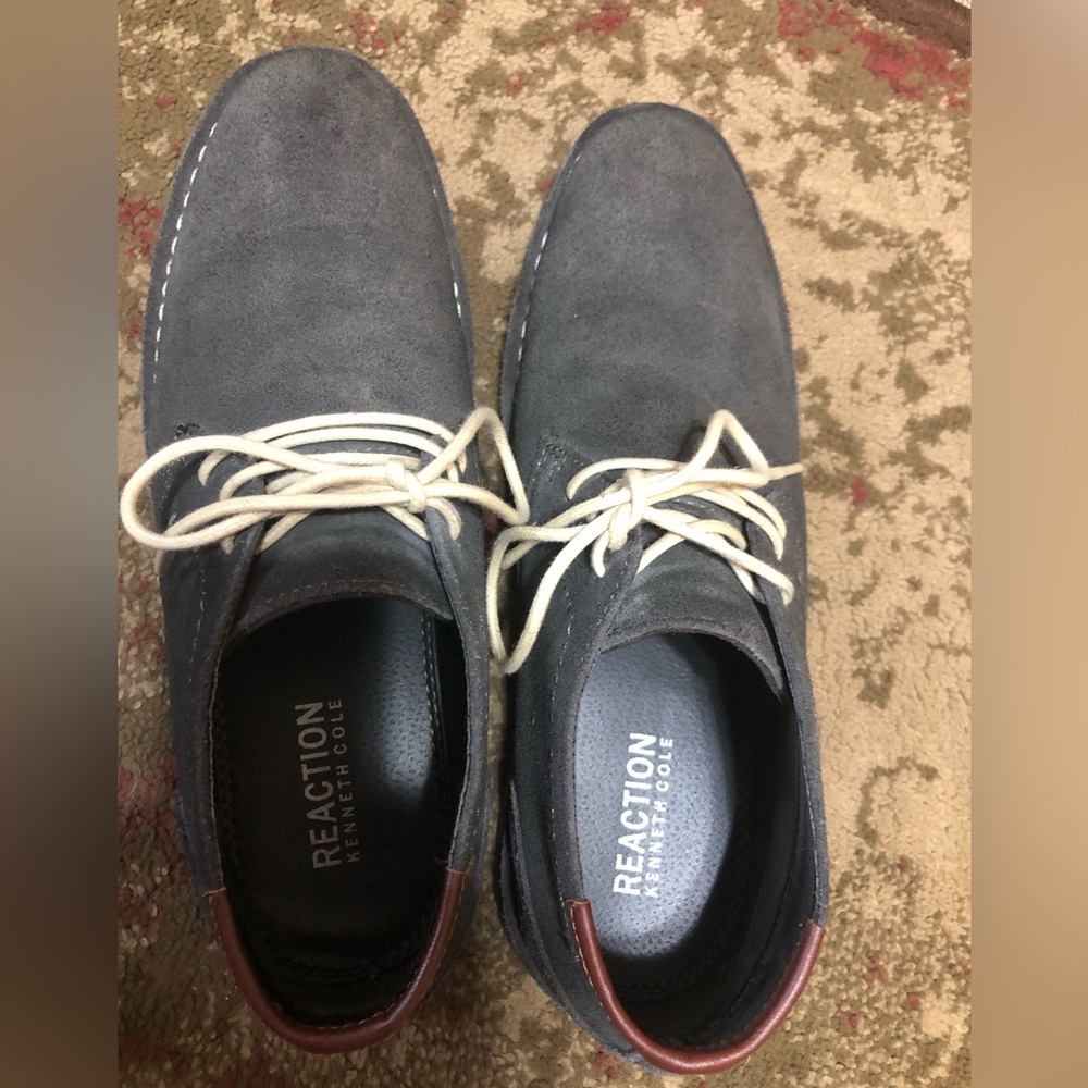 Kenneth Cole Reaction suede desert boots worn once 10 1/2 M
